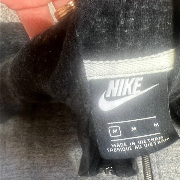 Nike “ just do it “ full zip jacket - Picture 5 of 6